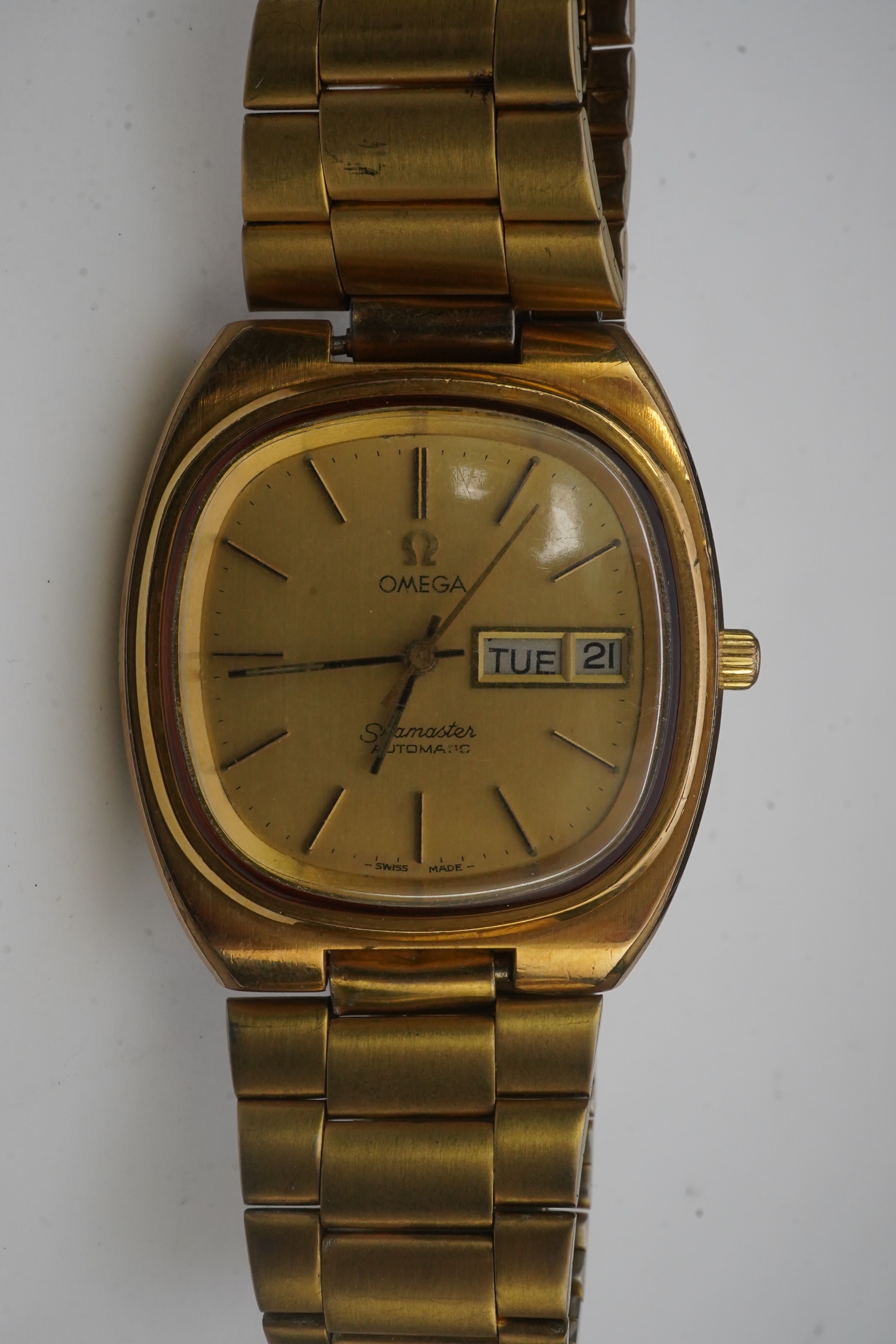 A gentleman's early 1980's steel and gold plated Omega Seamaster Automatic wrist watch, on a stainless steel and gold plated Omega bracelet